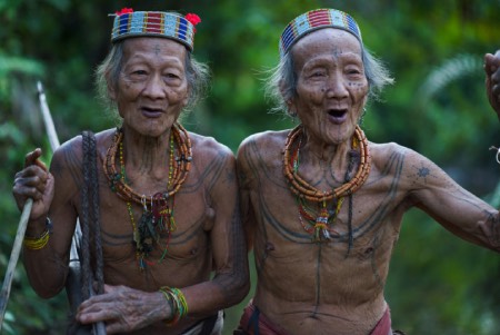 homme fleur mentawai